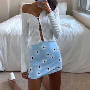 Princess polly blue floral Shelly skirt